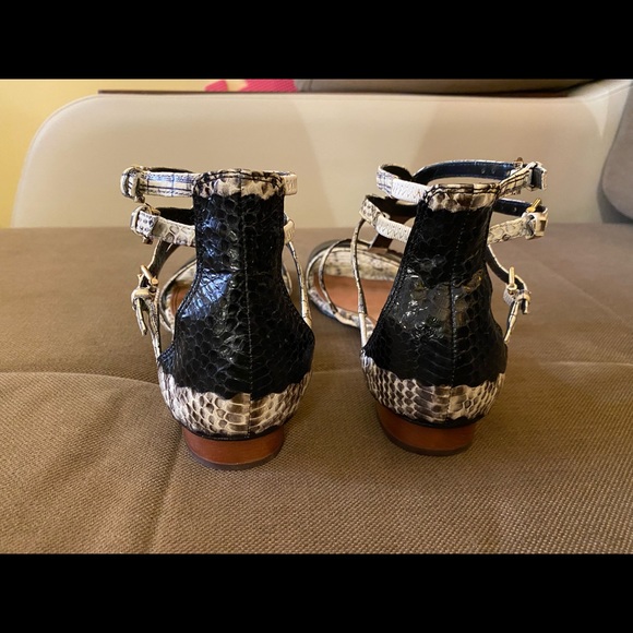Derek Lam snake print sandals sz 8.5 flats strappy - Picture 6 of 6